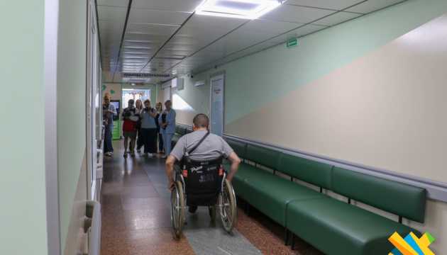 У Житомирі відділення екстреної меддопомоги після реконструкції стало безбар’єрним