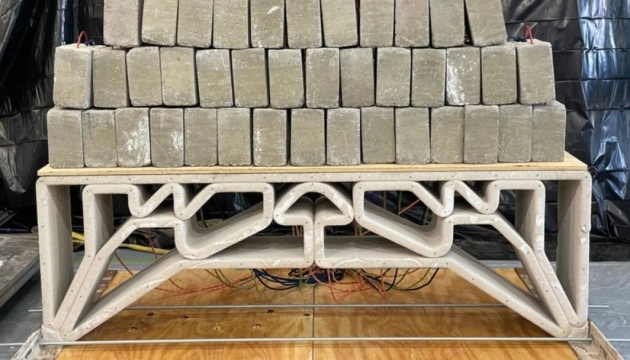 Магнітно-вирощені судини та 3D-бетонний міст: Нові горизонти біоінженерії та будівництва