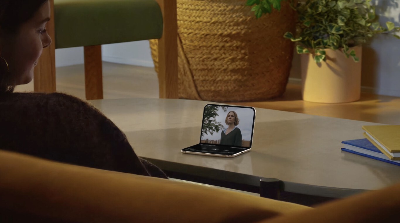 iPhone Duo против iPad mini: сможет ли складной флагман заменить компактный планшет