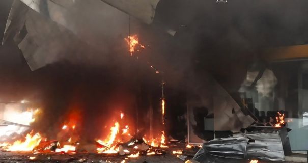 Житомирщина в огні: три АЗС палають, у Звягелі – людські втрати.