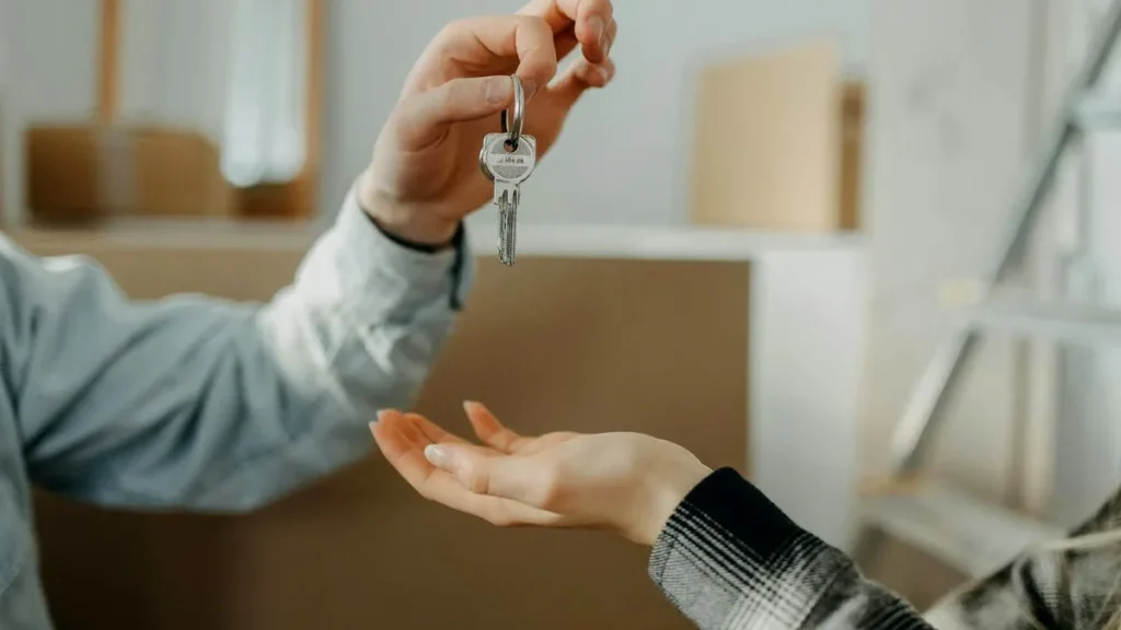 Airbnb: Нові правила оренди — що більше не вимагатимуть від гостей.